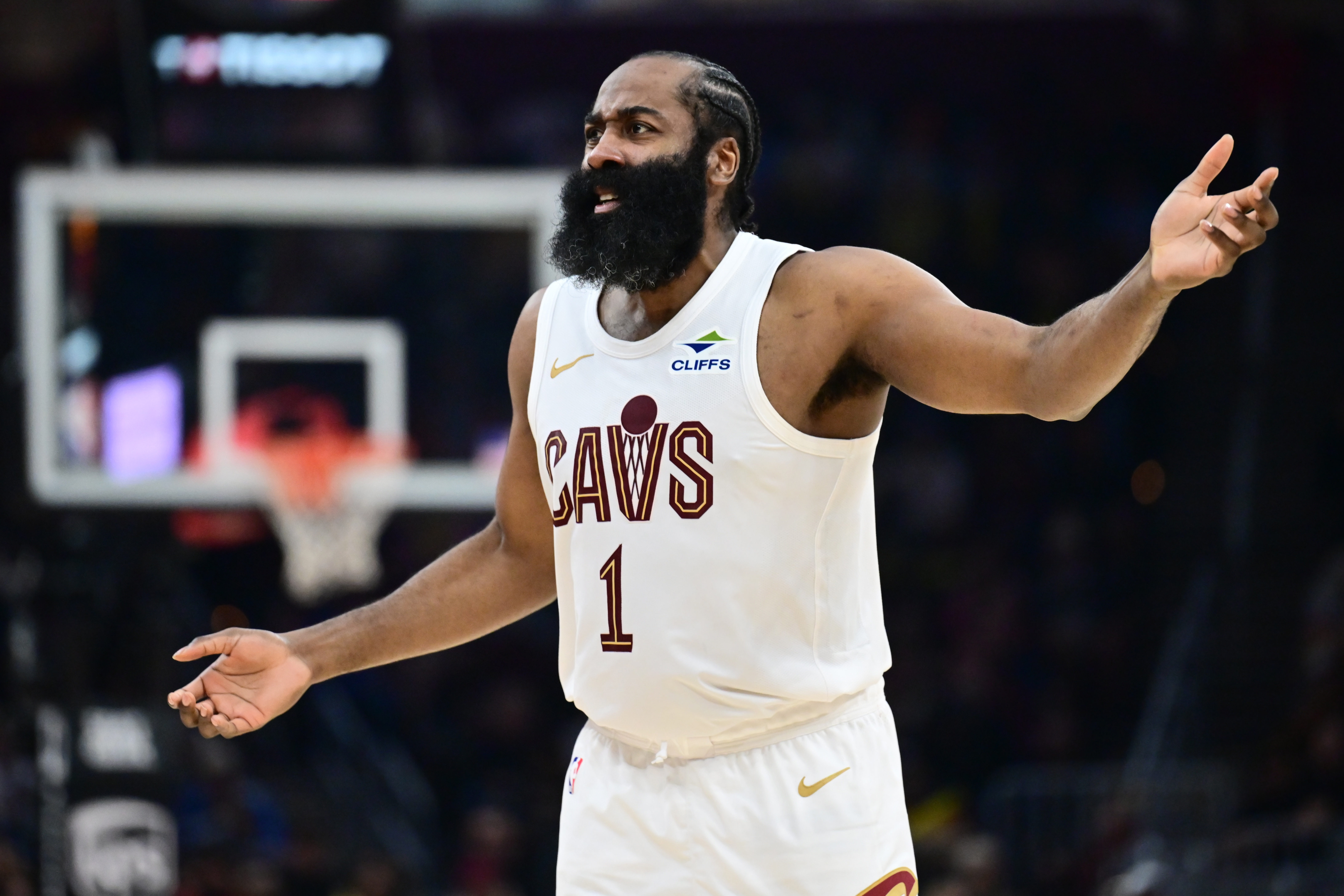 皇冠体育APP-状态来得太晚！哈登末节回暖但无力回天 全场12中4&amp;还有6失误